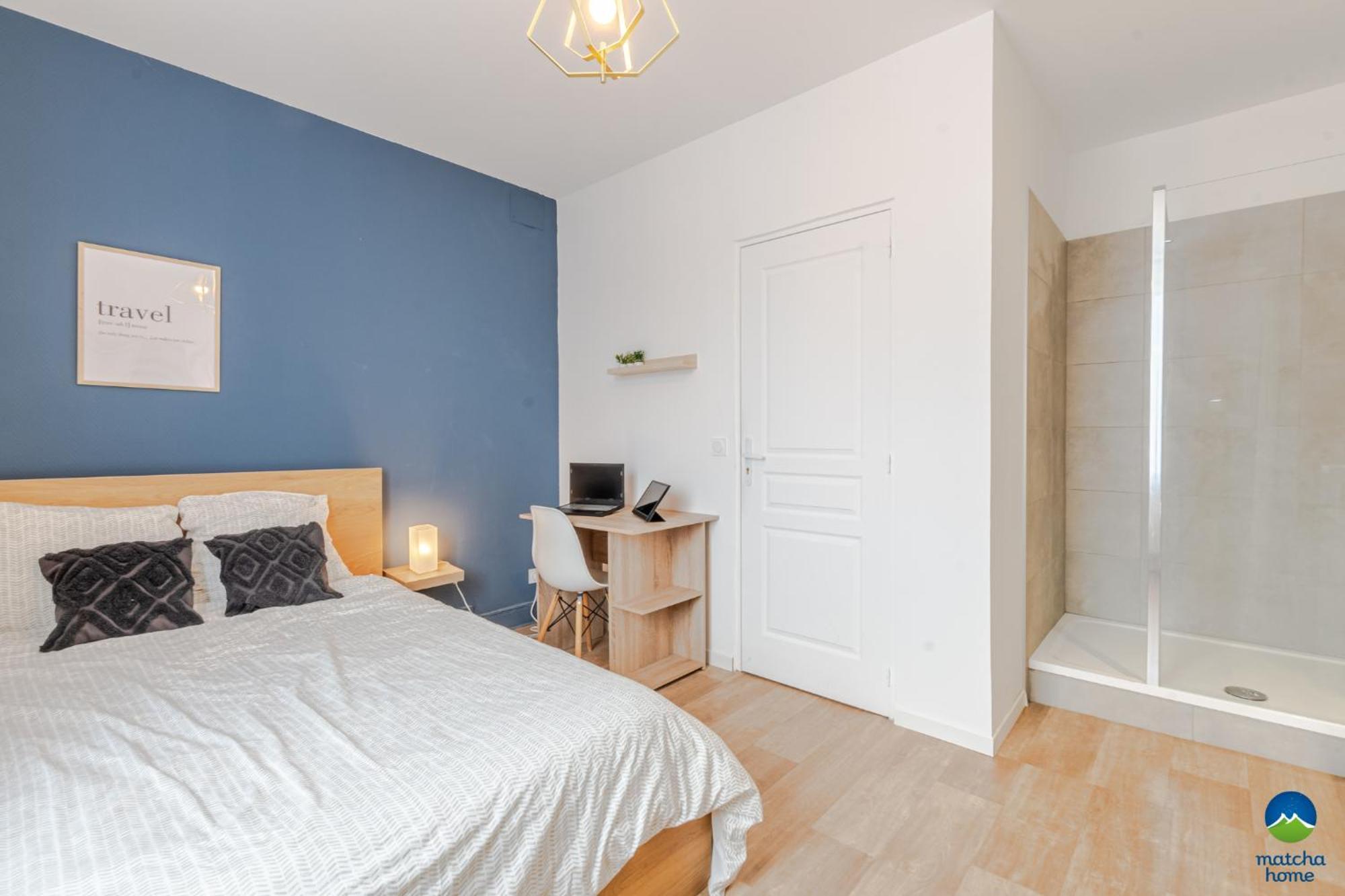 3 Appts - 3 A 7 Lits - Parfait 6 A 10 Pers - Max 26 Pers - 1 Immeuble - Convivialite, Rentabilite ------ English - 3 Apts - 3 To 7 Beds - Ideal For 6 To 10 Guests - Up To 26 - Same Building - Friendly, Flexible Hettange-Grande Exterior foto